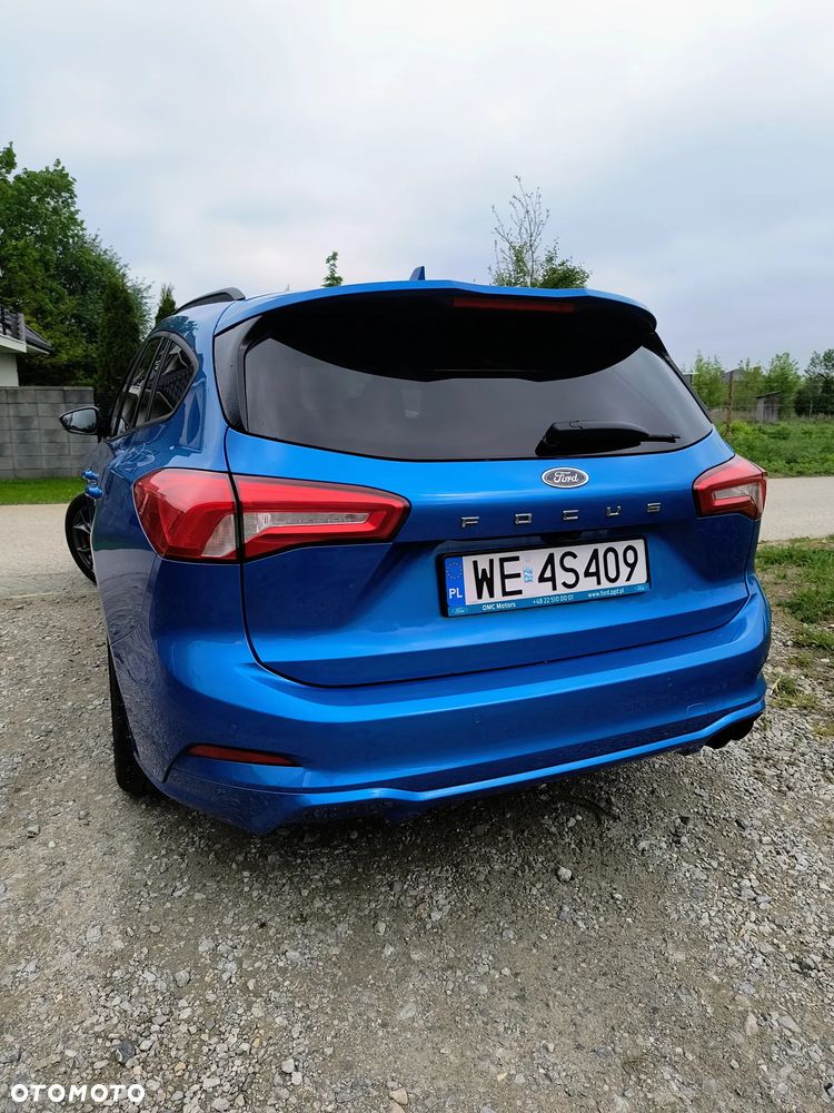Ford Focus 1.5 EcoBoost ST-Line X - 6