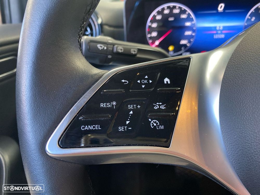 Mercedes-Benz A 200 Standard - 23