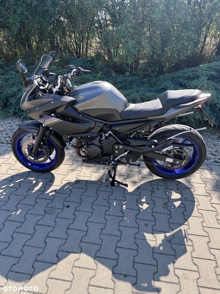 Yamaha XJ - 4