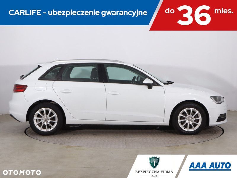 Audi A3 Sportback - 8