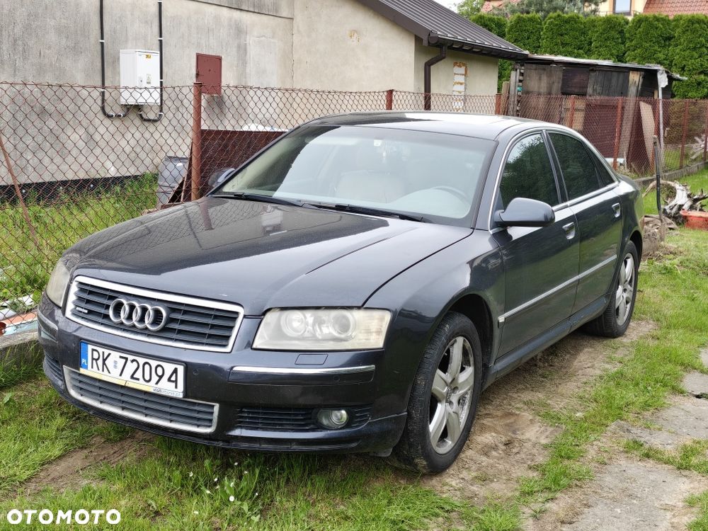 Audi A8 - 1