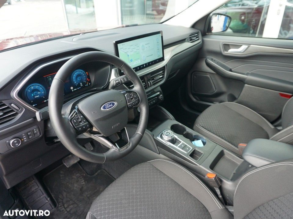 Ford Kuga - 8