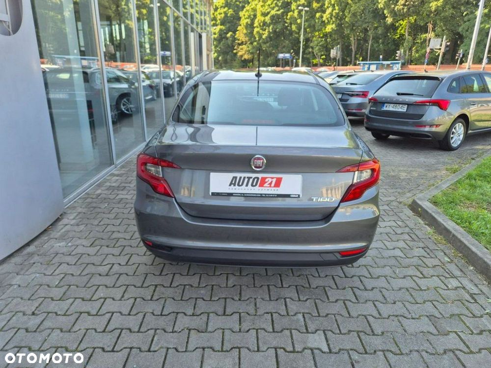 Fiat Tipo 1.0 T3 - 6