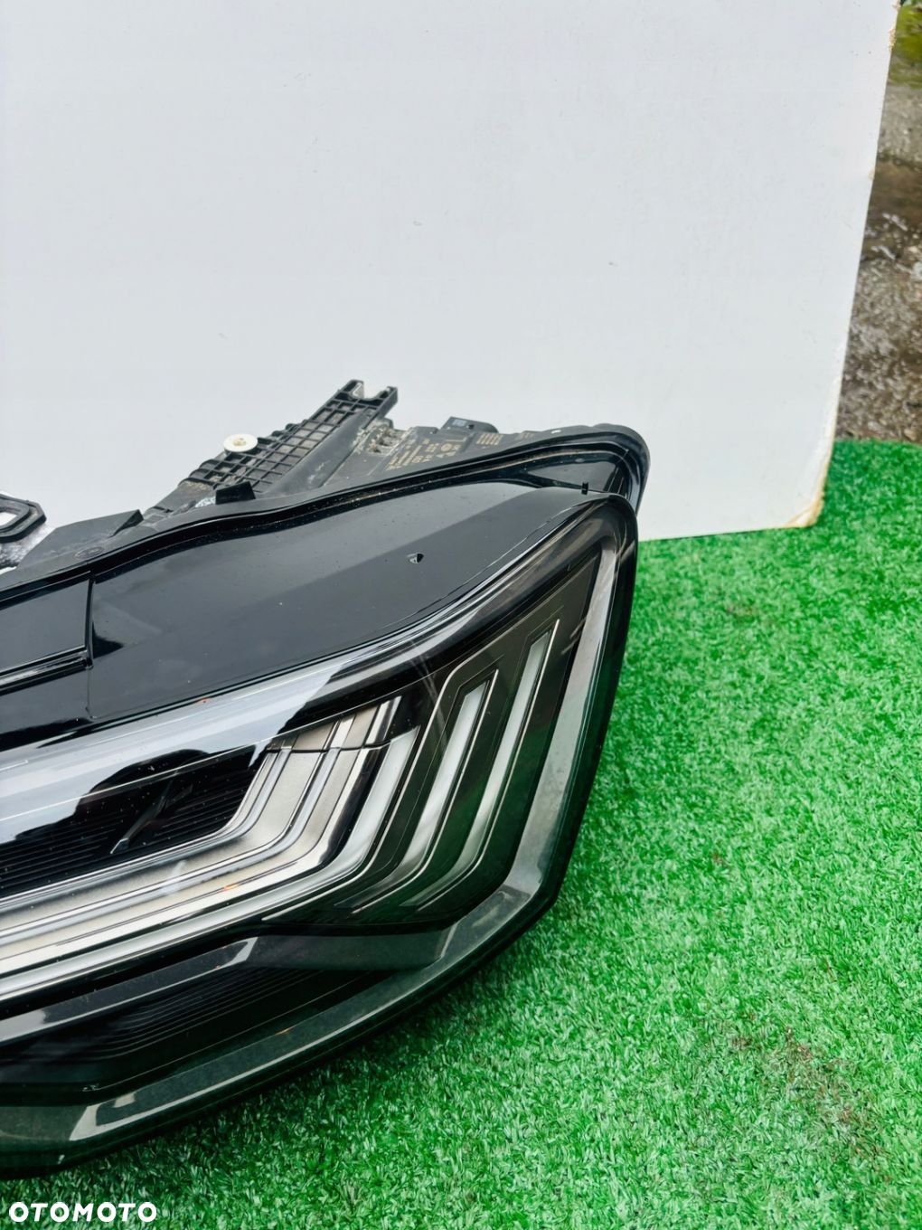 LAMPA LEWA REFLEKTOR LEWY AUDI A6 C8 FULL LED MATRIX DEMONTAŻ NIE KLEJONA - 4