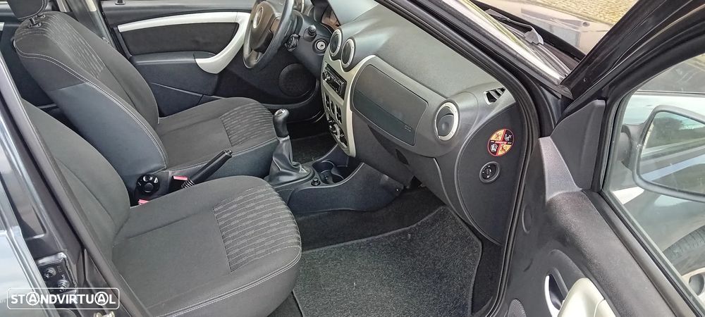 Dacia Sandero 1.2 16V Comfort - 10