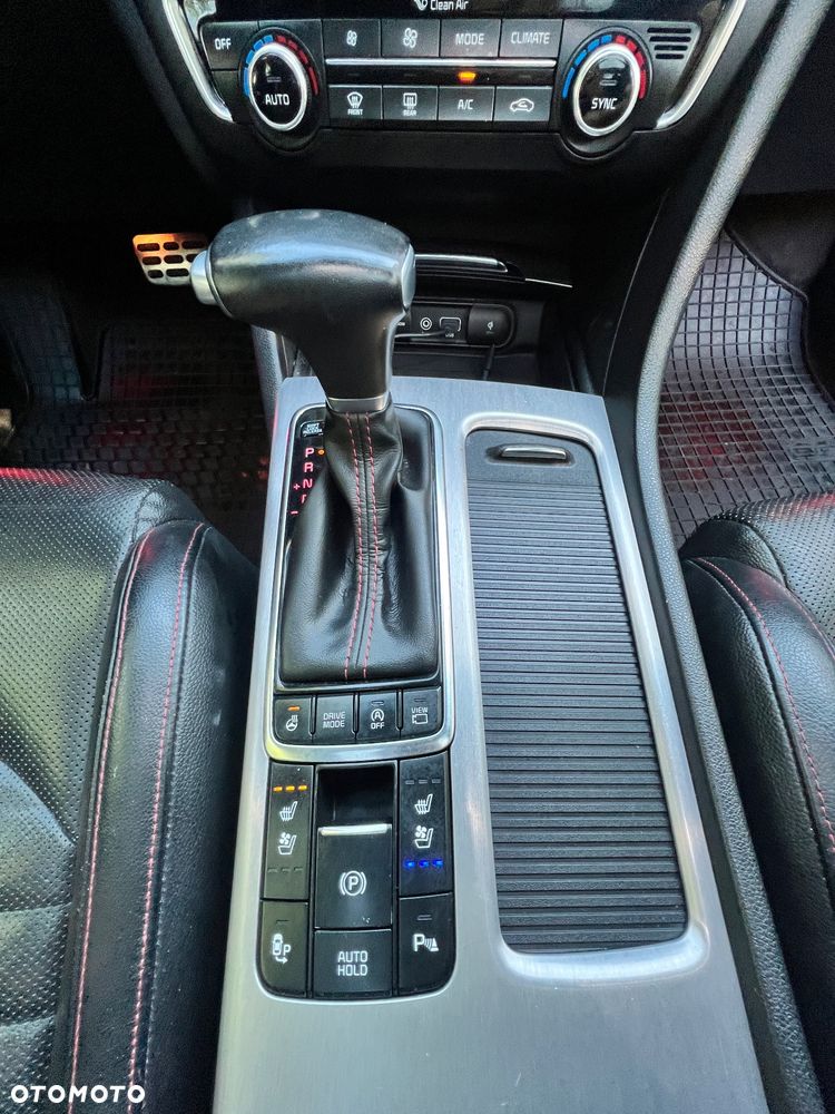 Kia Optima Sportswagon 1.7 CRDI DCT GT Line - 18