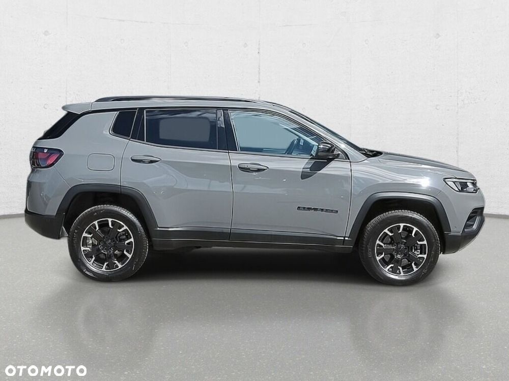 Jeep Compass 1.3 T4 PHEV 4xe Upland S&S - 7