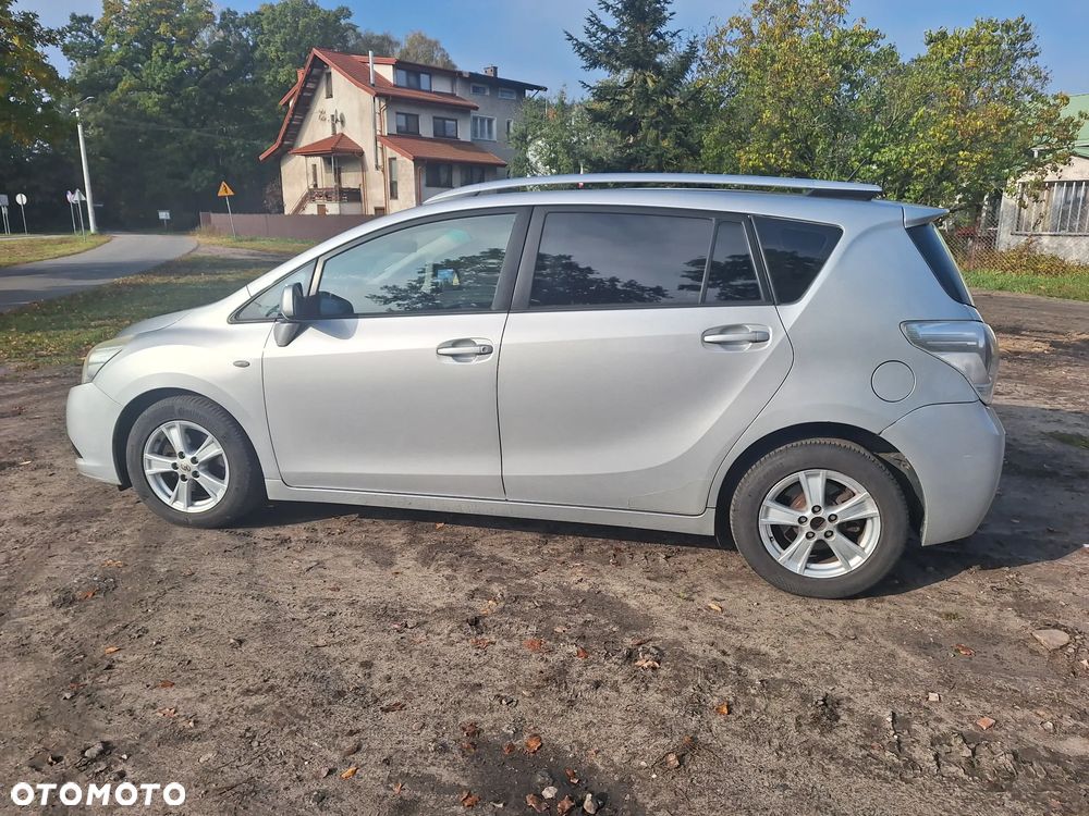 Toyota Verso 2009 photo 5