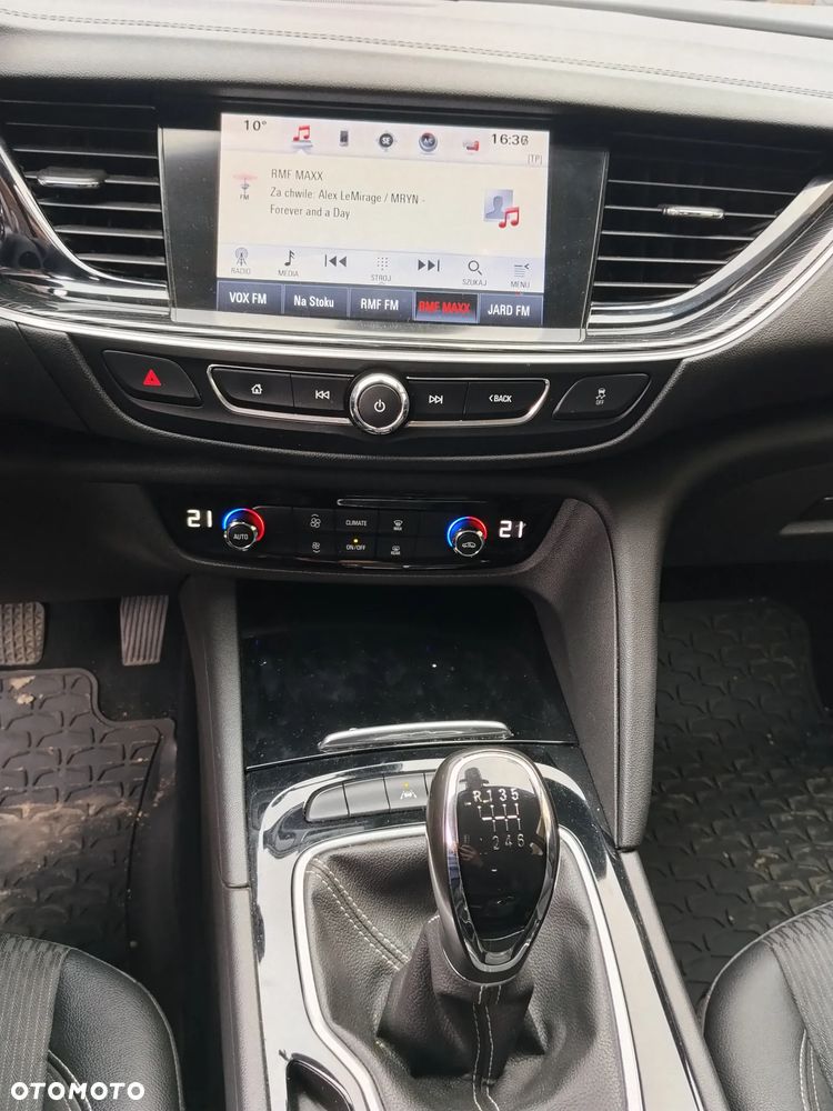 Opel Insignia 2.0 CDTI Exclusive S&S - 10