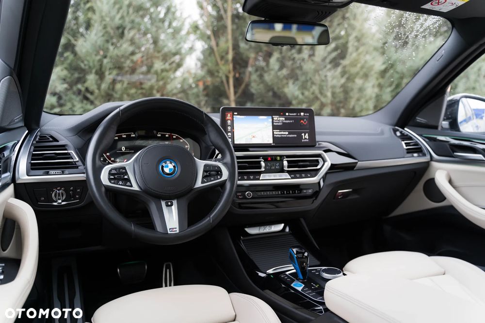 BMW iX3 80kWh Impressive - 26