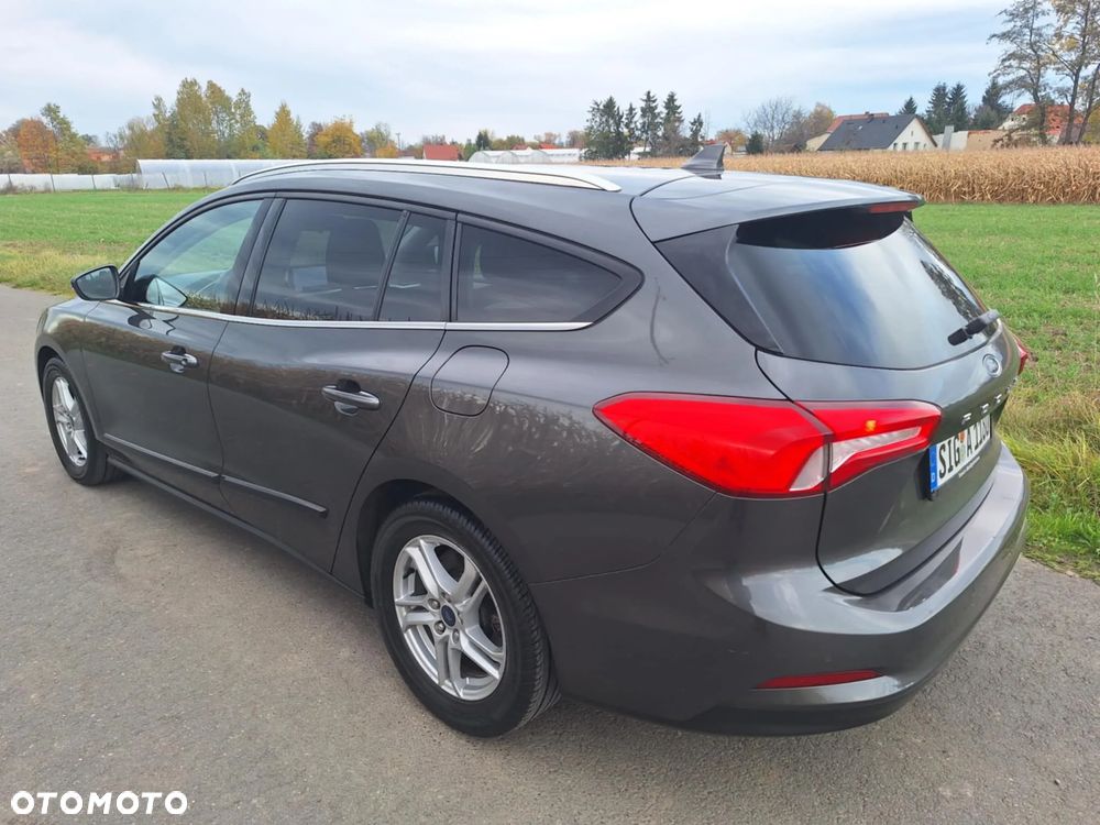 Ford Focus 1.5 EcoBlue Start-Stopp-System TITANIUM STYLE - 15