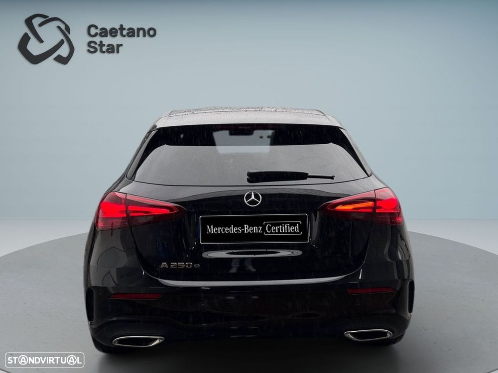 Mercedes-Benz A 250 e - 6