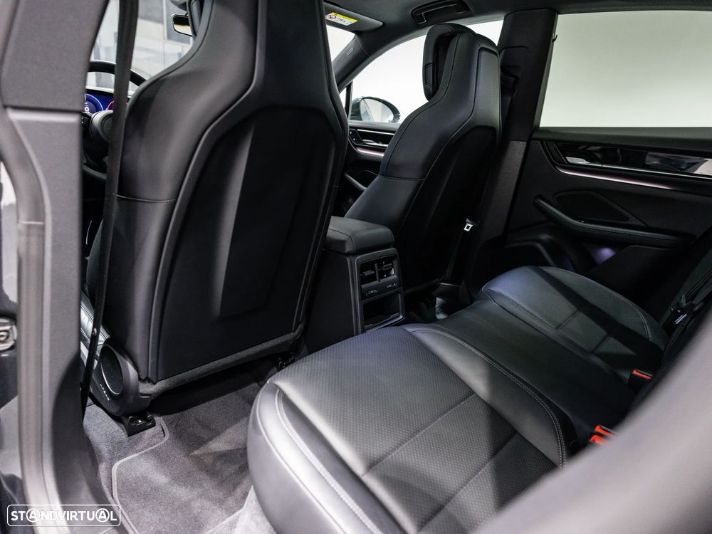 Porsche Macan Standard - 21