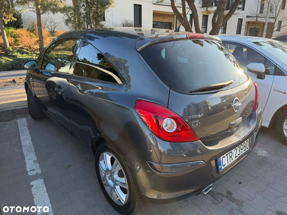 Opel Corsa - 4