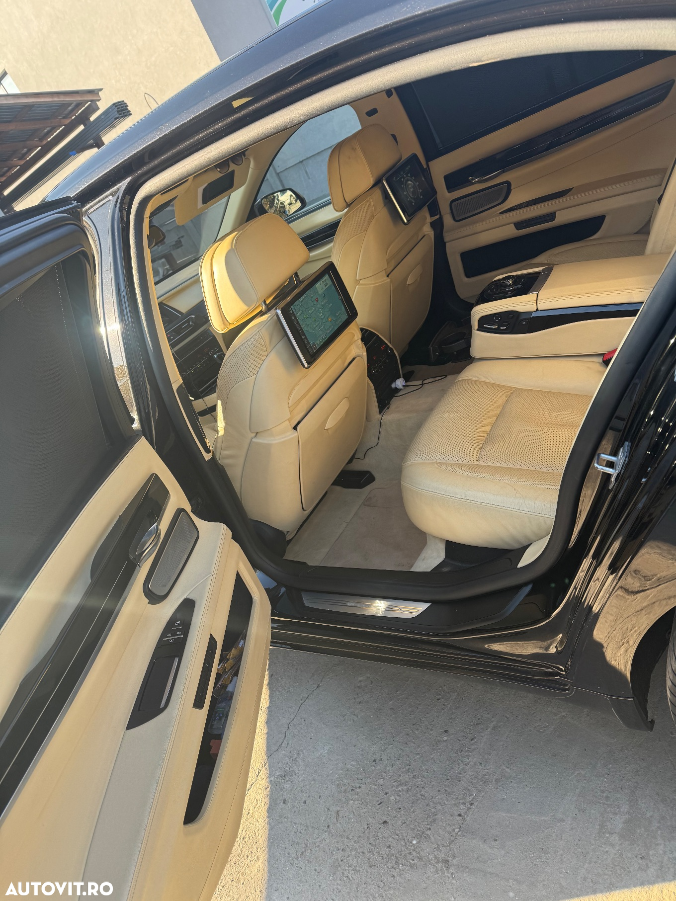 BMW Seria 7 750Ld xDrive - 22