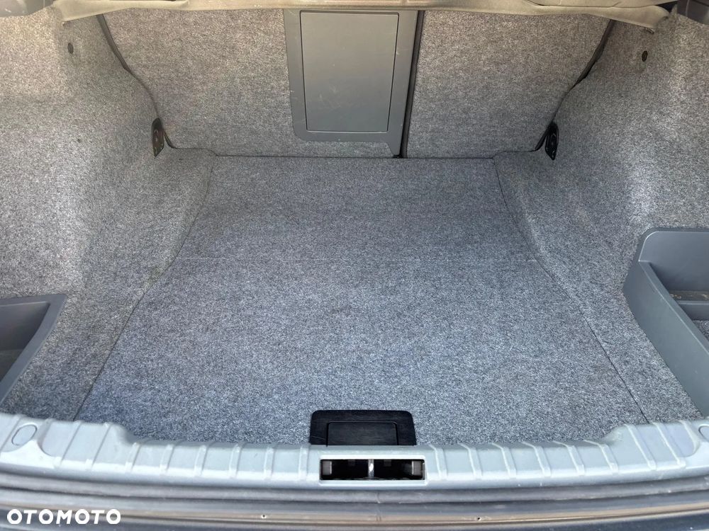 BMW Seria 3 - 10