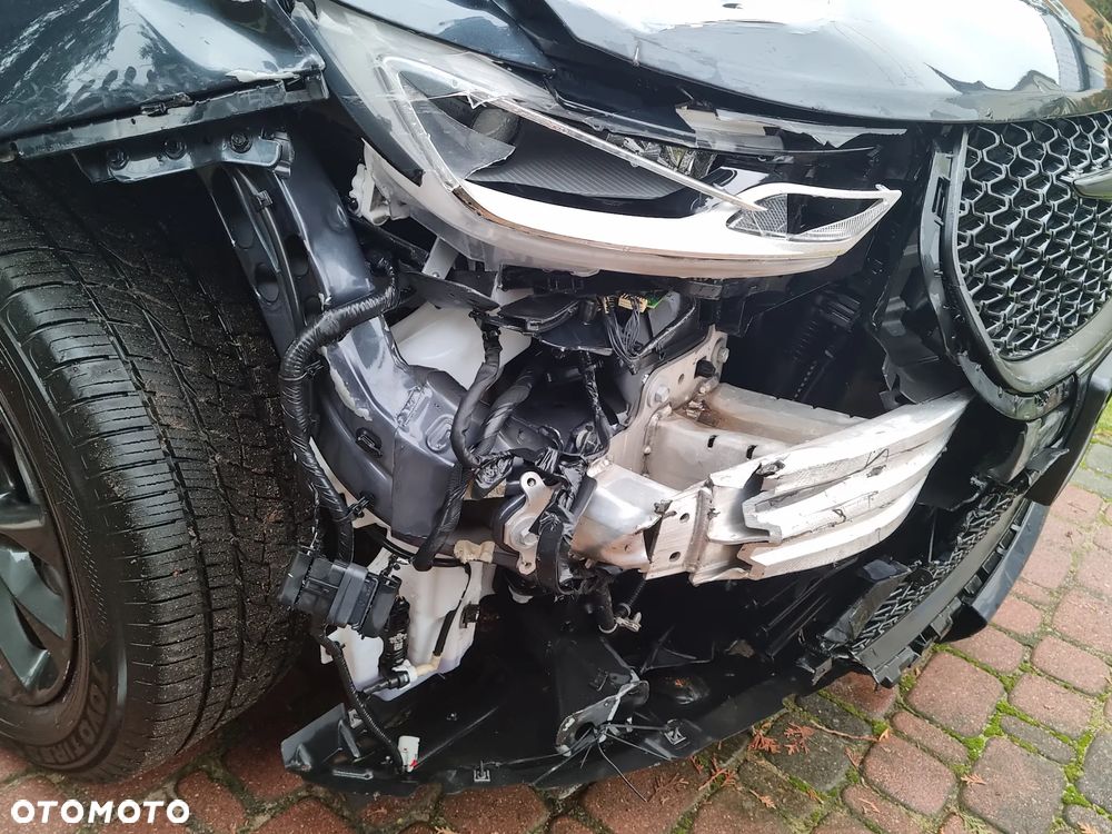 Chrysler Pacifica - 14