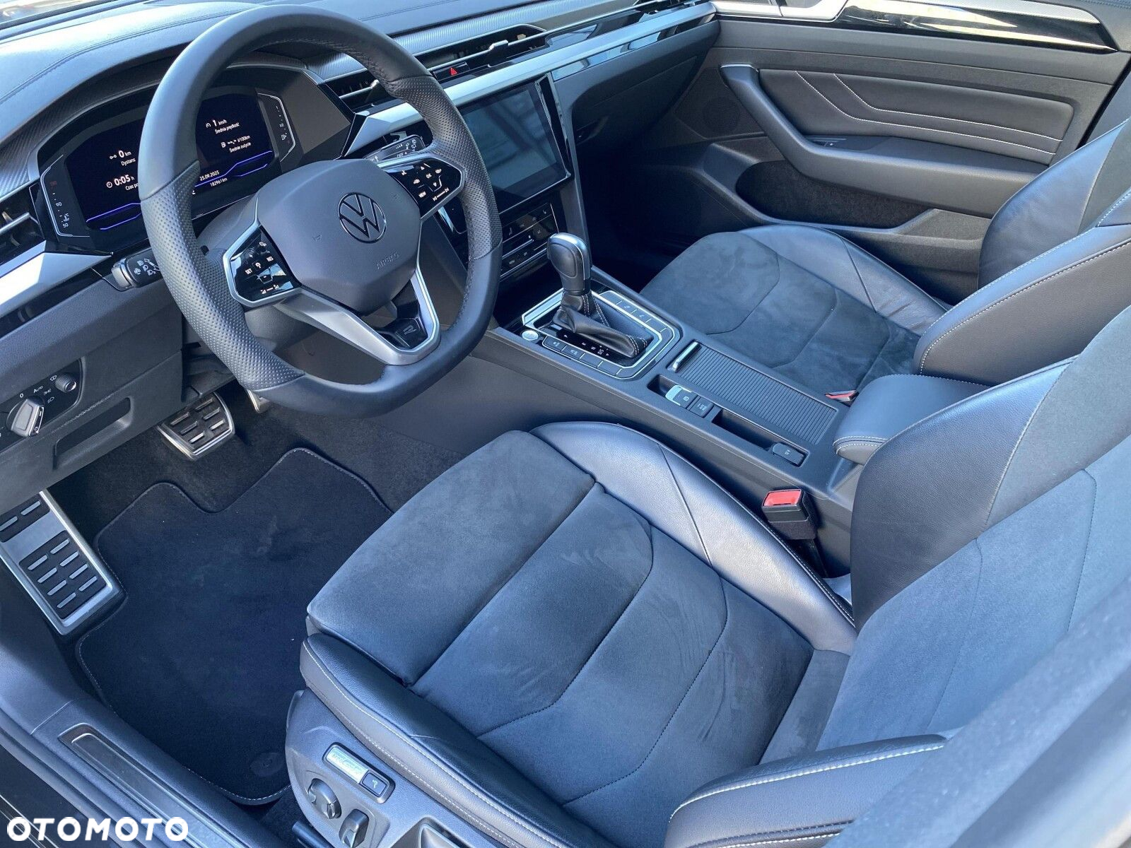 Volkswagen Arteon 2.0 TDI 4Motion R-Line DSG - 10