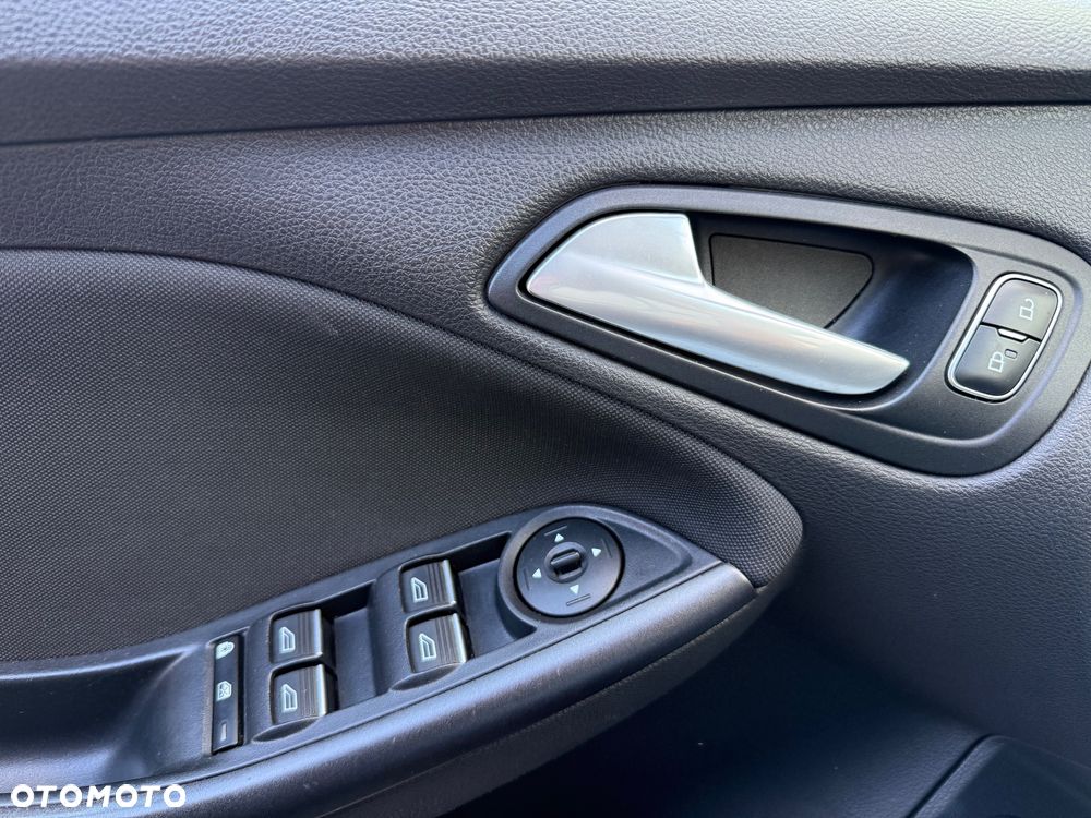 Ford Focus 1.5 TDCi DPF Start-Stopp-System Business - 11