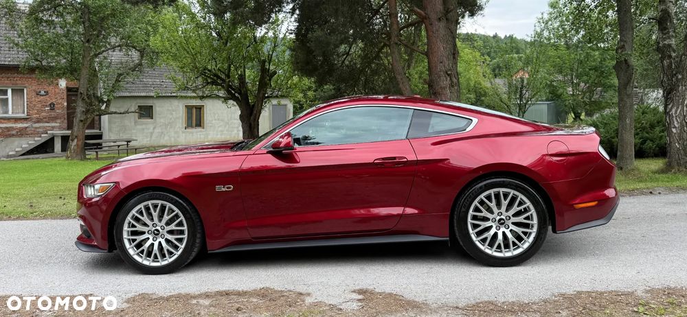 Ford Mustang - 12