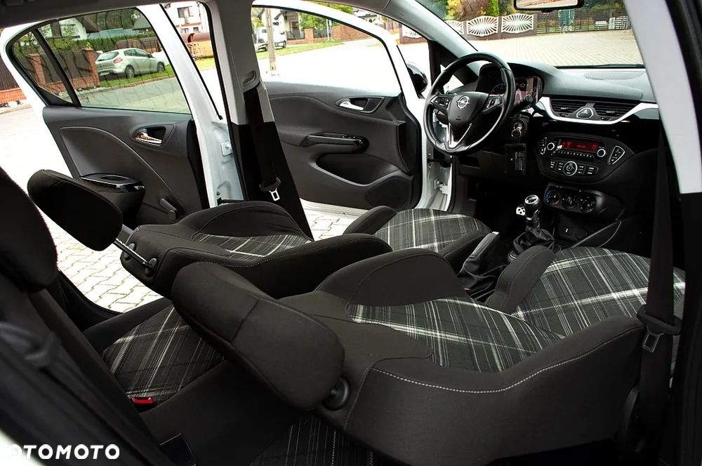 Opel Corsa 1.4 Cosmo - 29