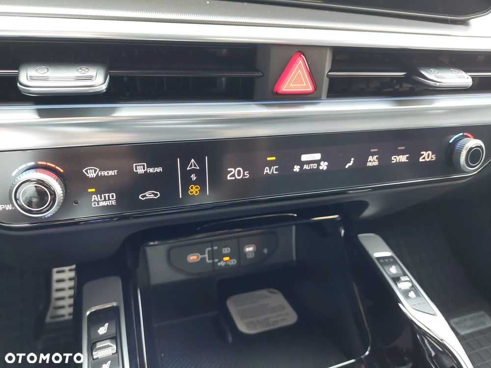 Kia Sorento - 28