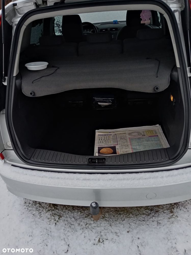 Ford Focus C-Max 1.6 Fun - 9