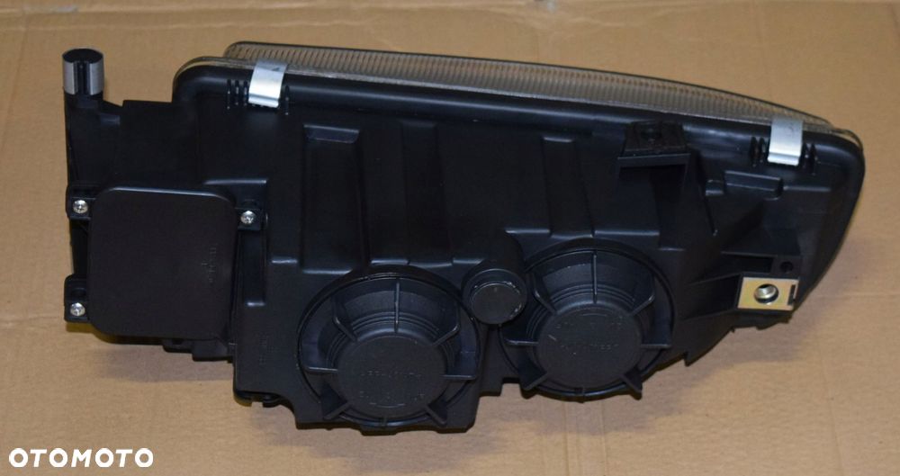 LAMPA REFLEKTOR PRZEDNI MAN TGX TGS E5 E6 NOWY! - 4