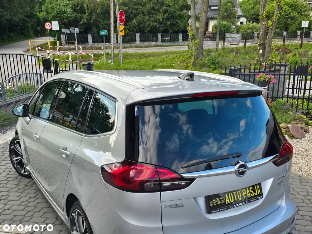 Opel Zafira 1.6 T SIDI Cosmo - 16