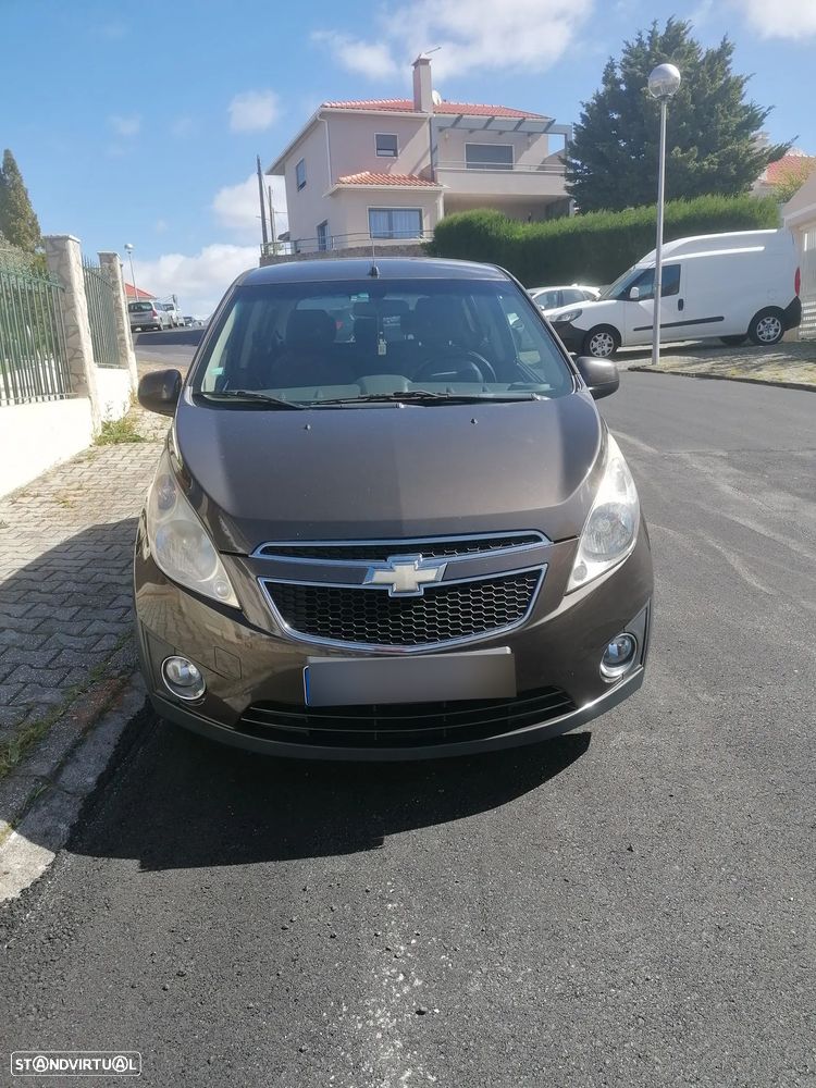 Chevrolet Spark 1.0 L Bi-Fuel - 1