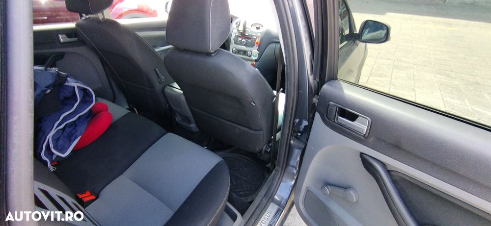 Ford Focus 1.6 TDCI DPF Titanium - 5