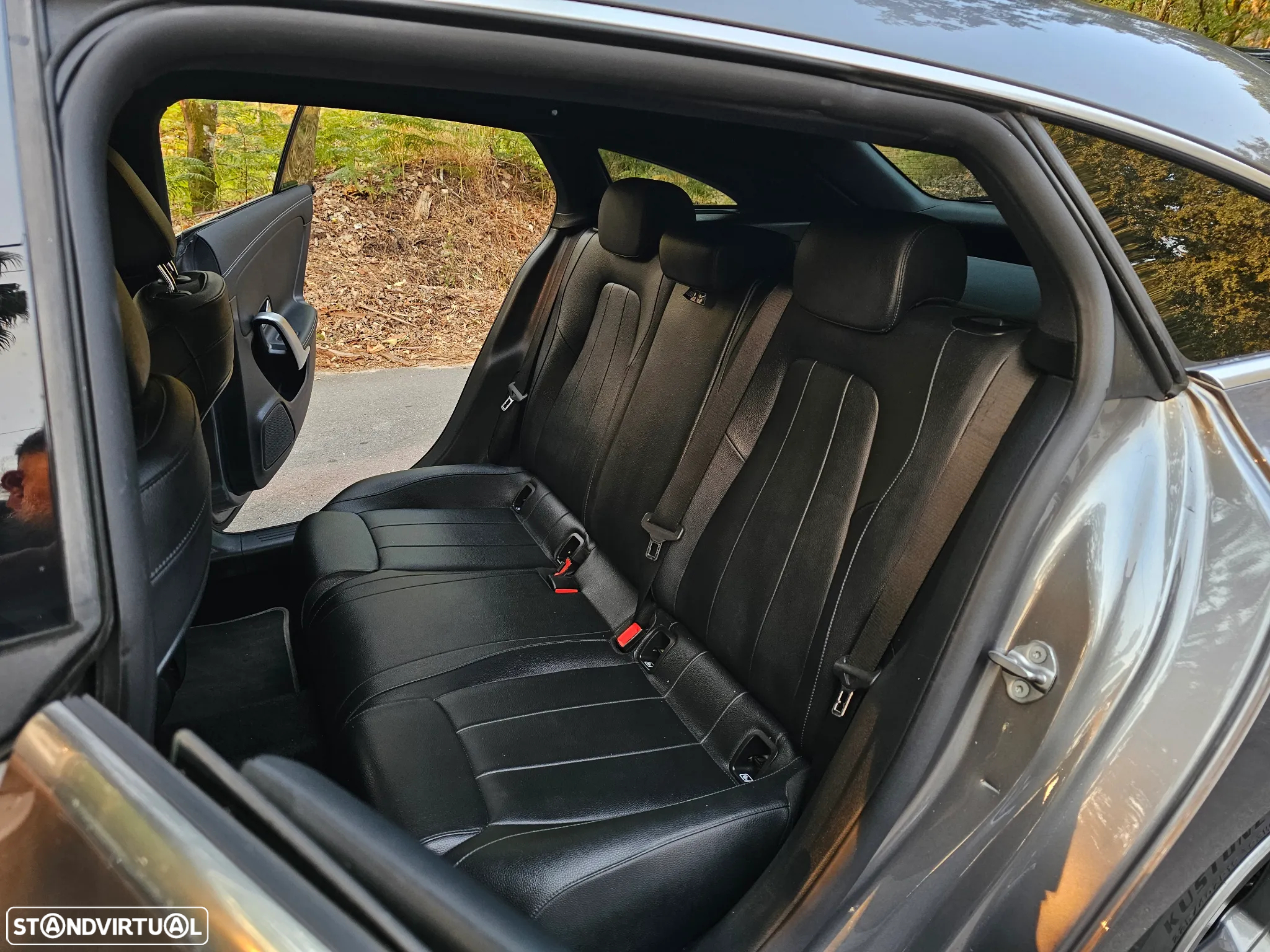 Mercedes-Benz CLA 200 d Shooting Brake 8G-DCT AMG Line - 18