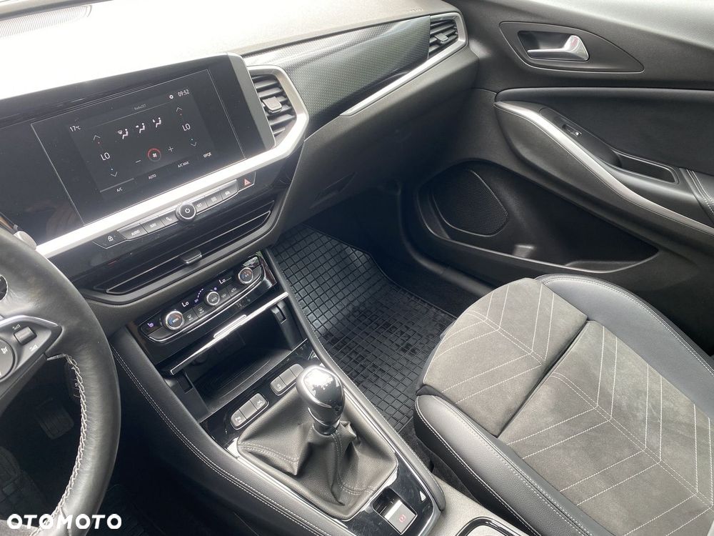 Opel Grandland 1.2 T GS S&S - 17