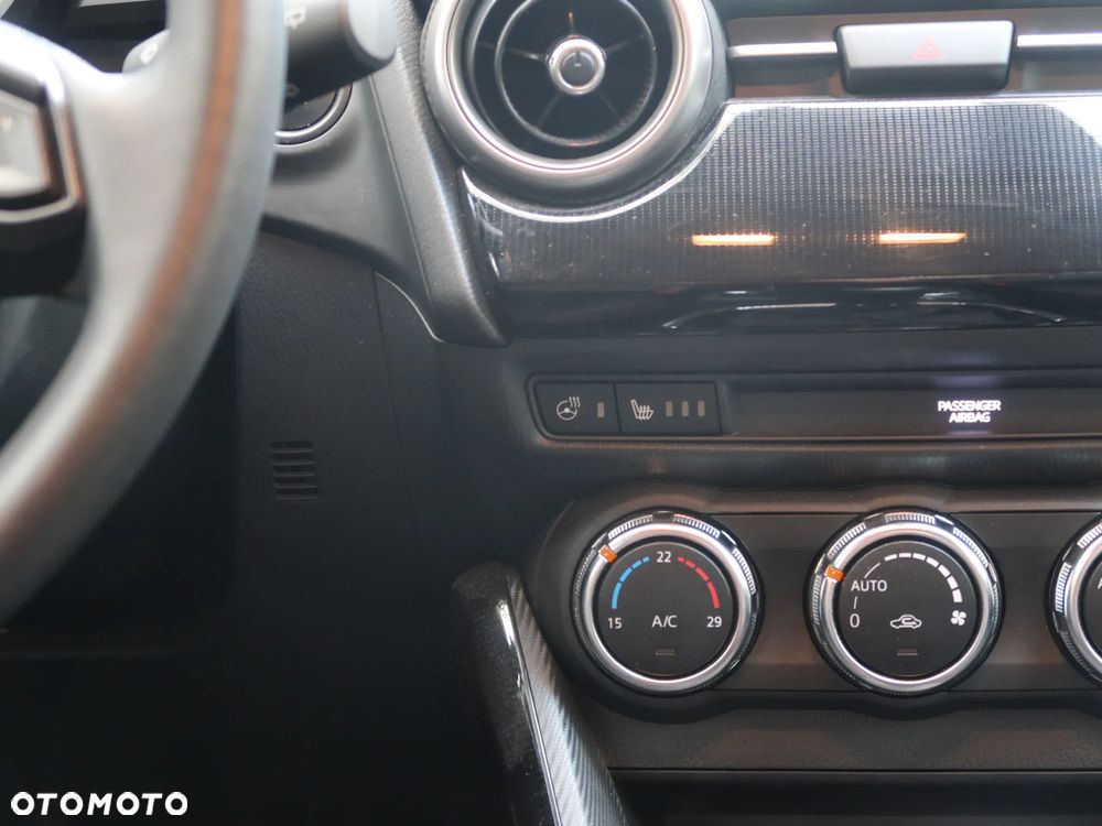 Mazda 2 - 7