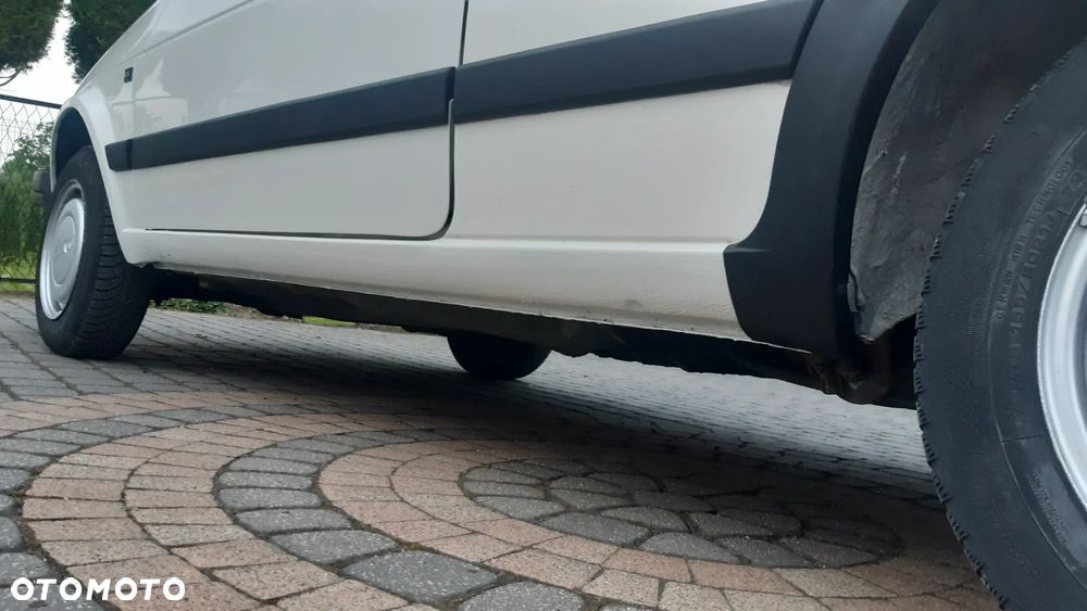 Volkswagen Golf - 28