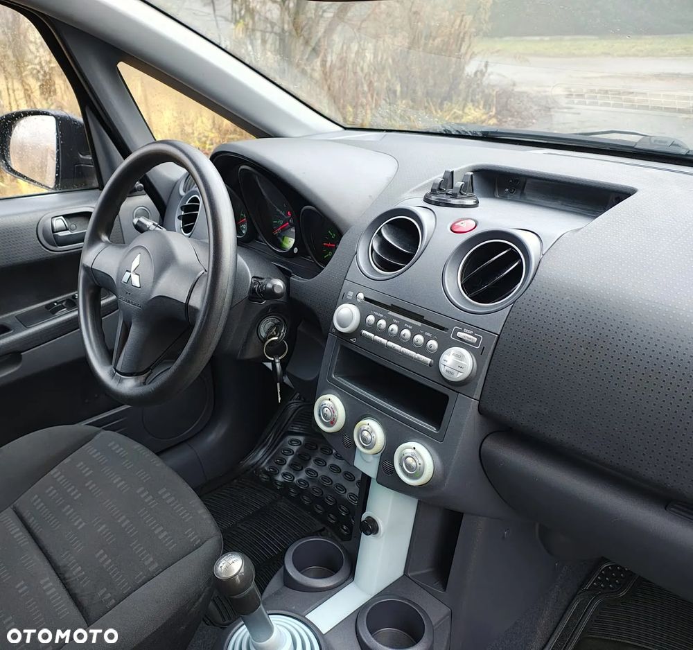 Mitsubishi Colt CZ3 1.1 Inform - 28