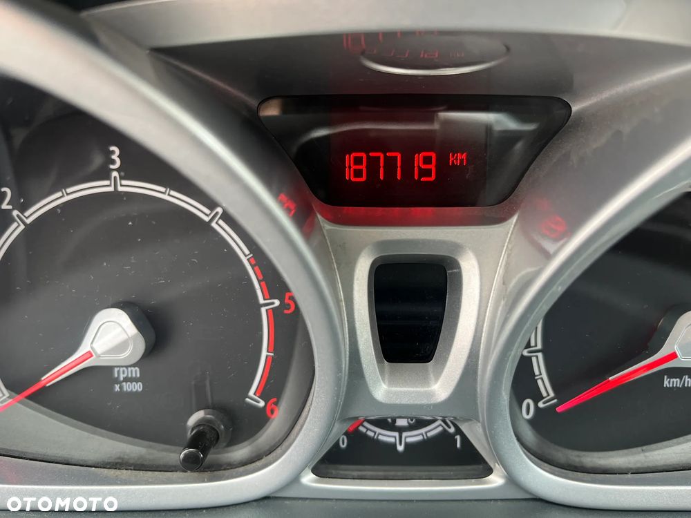 Ford Fiesta - 29