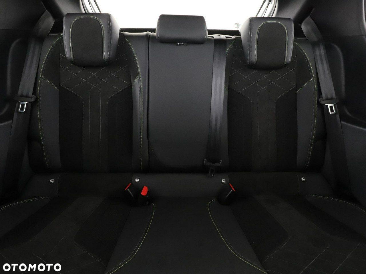 Peugeot 208 PureTech 100 GT Pack - 18
