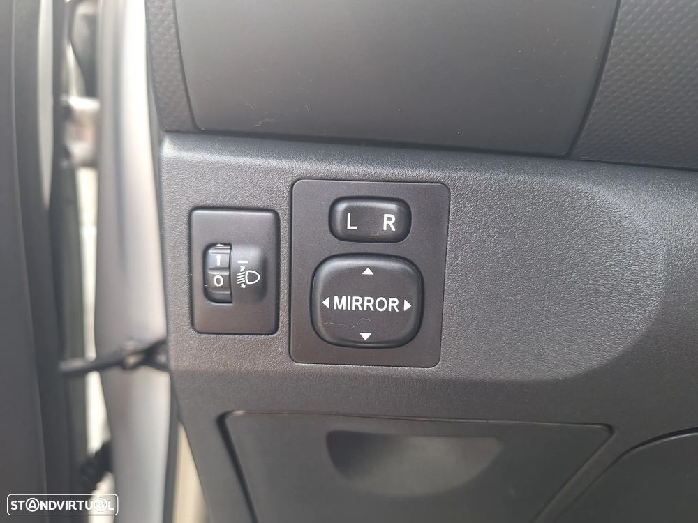 Toyota Yaris 1.0 VVT-i Comfort - 22