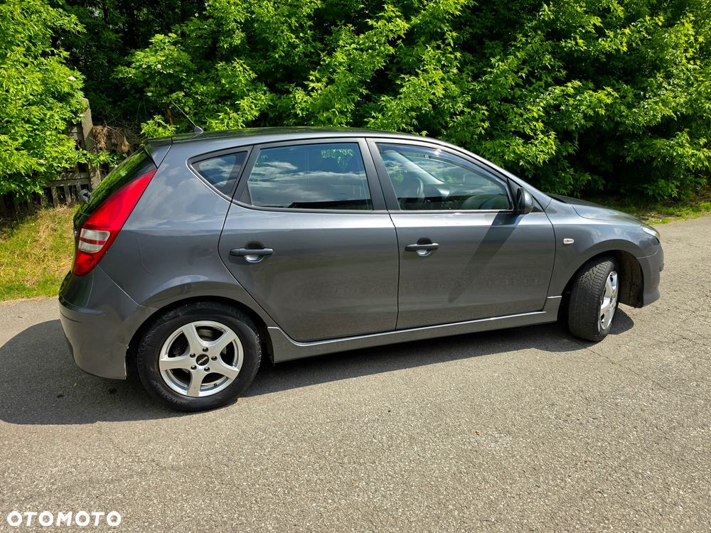 Hyundai i30 1.4 Blue Classic - 18