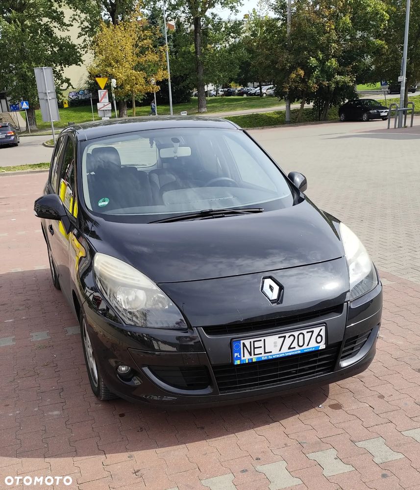 Renault Scenic 1.6 16V 110 TomTom Edition - 1