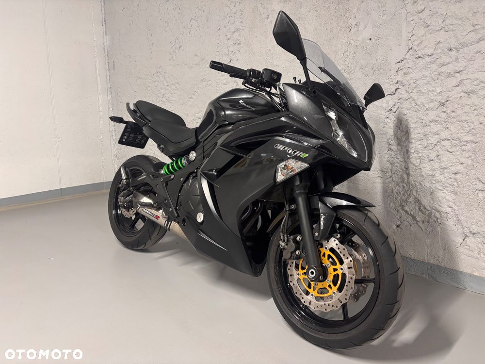 Kawasaki ER - 2