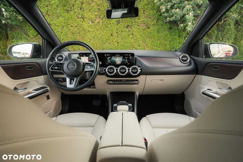 Mercedes-Benz Klasa B 180 d Progressive 7G-DCT - 11