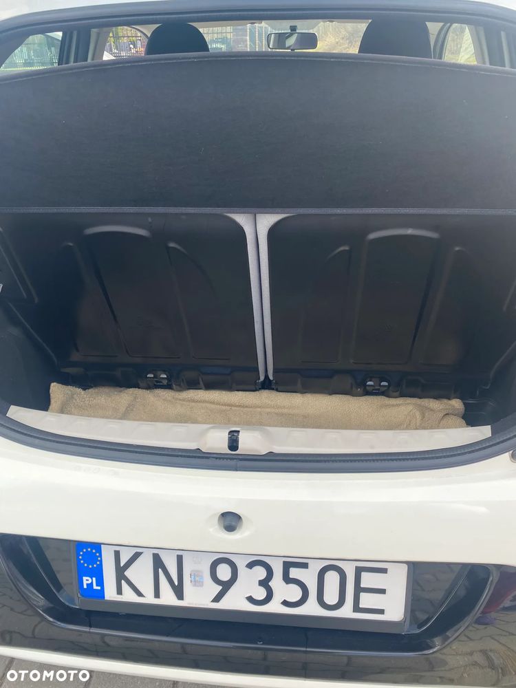 Toyota Aygo x-play touch - 11