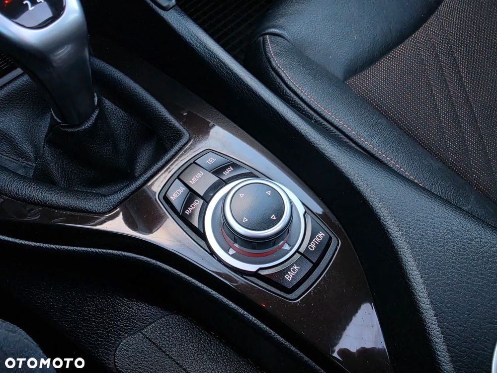 BMW X1 - 24