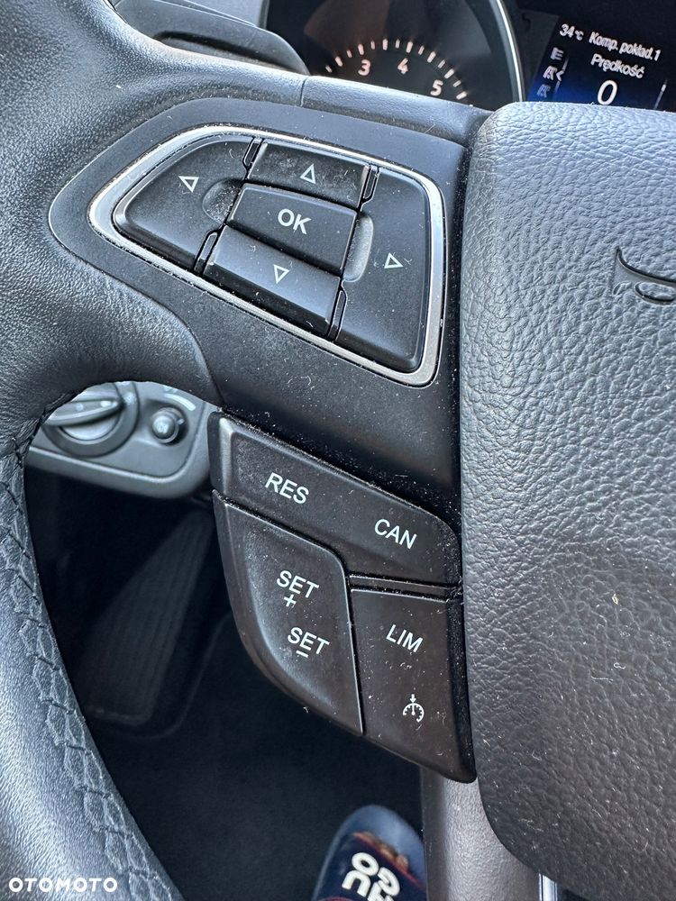 Ford Kuga 1.5 EcoBoost FWD Titanium X - 11
