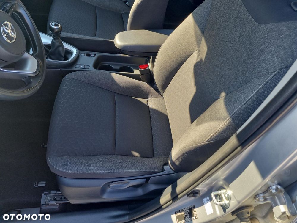 Toyota Yaris Cross 1.5 Comfort - 12