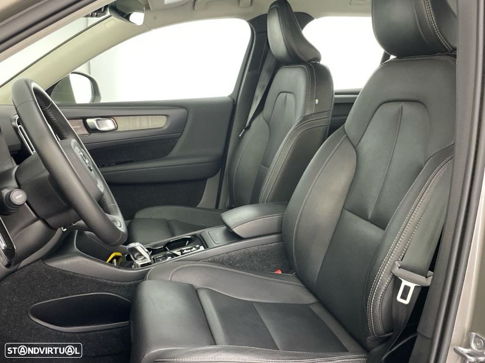 Volvo XC 40 1.5 T3 Momentum Plus Geartronic - 17