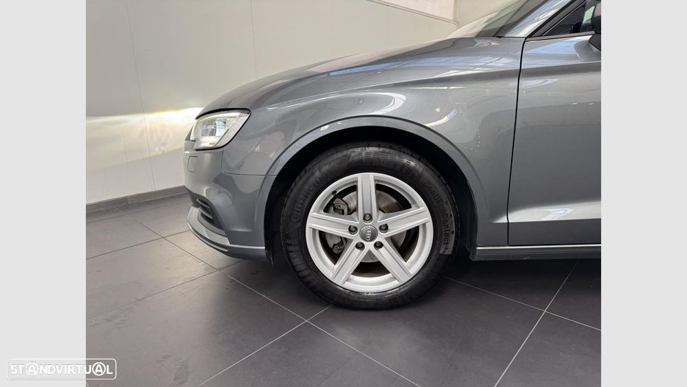 Audi A3 Limousine 1.6 TDI Design - 20