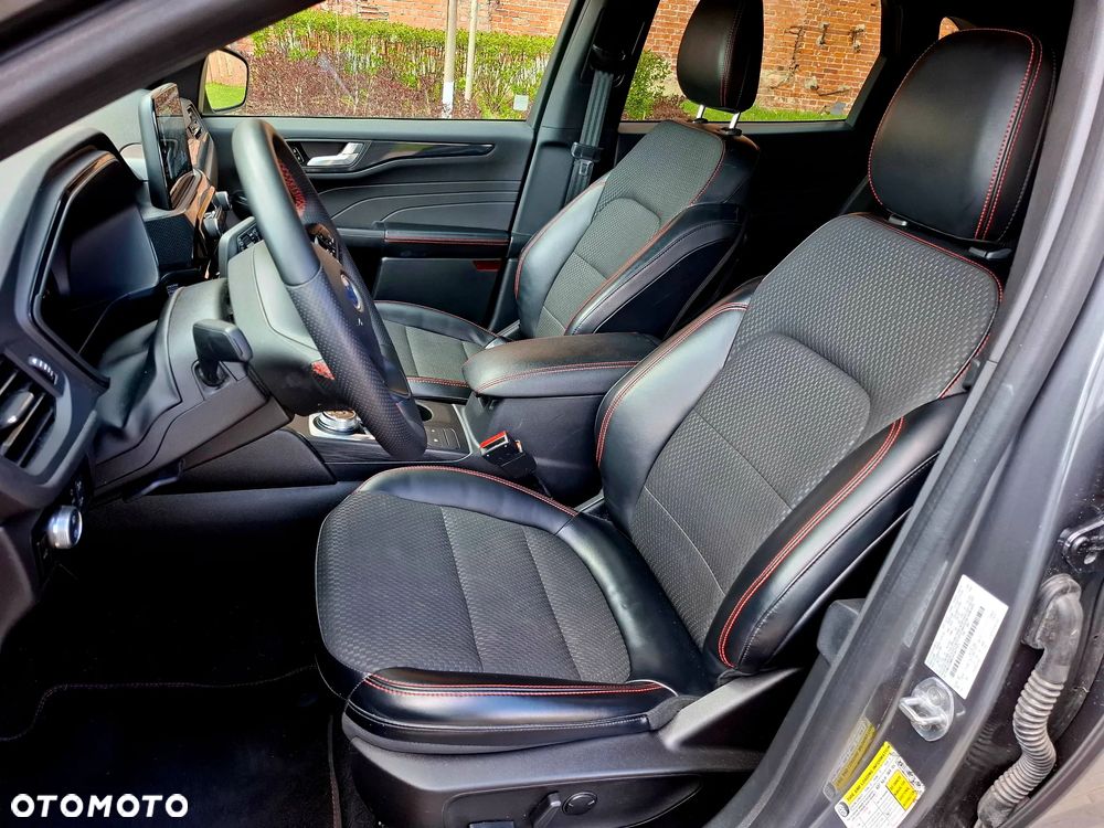 Ford Kuga - 17